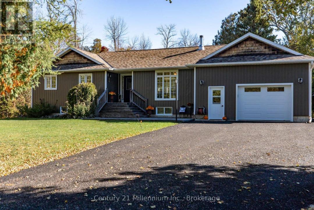 23 PIERCE STREET NORTH, South Bruce Peninsula, オンタリオ N0H 2T0, カナダ