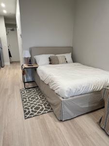 1930 STARLING DRIVE, Tsawwassen, British Columbia V4M 0C7, Canada