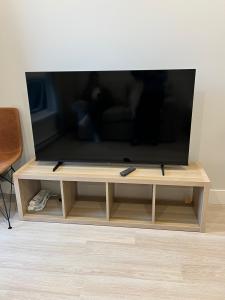 1930 STARLING DRIVE, Tsawwassen, British Columbia V4M 0C7, Canada