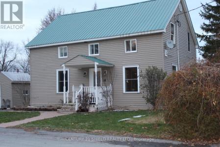 10 ASH STREET, South Stormont, Ontario K0C 1Y0, Canadá