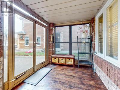 77 SUNBIRD BOULEVARD, Georgina (keswick North), オンタリオ L4P 3V8, カナダ