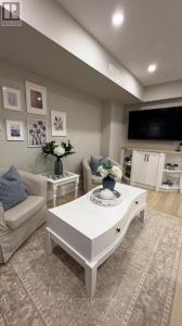 275 MANSE ROAD, Toronto (west Hill), 安大略省 M1E 4X8, 加拿大