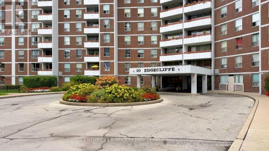 10 EDGECLIFF GOLFWAY, Toronto (flemingdon Park), 온타리오주 M3C 3A3, 캐나다