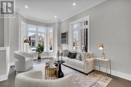 59 SANDOWN AVENUE, Toronto (birchcliffe-cliffside), Ontario M1N 3W2, Canadá