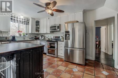 284 BOGERT AVENUE, Toronto (lansing-westgate), Ontario M2N 1L5, Canadá