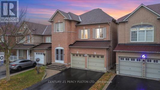 8 BOULDERBROOK DRIVE, Toronto (rouge), Ontario M1X 2B9, Canada