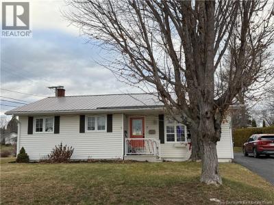 236 NEILSON STREET, Woodstock, New Brunswick E7M 2H9, Canada