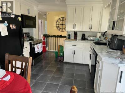 236 NEILSON STREET, Woodstock, New Brunswick E7M 2H9, Canada