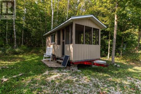 667 EAST ROAD, Northern Bruce Peninsula, אונטריו N0H 1W0, קנדה 