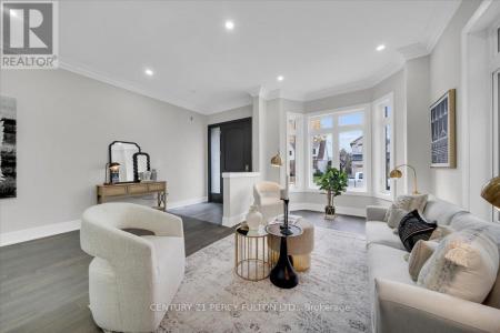 59 SANDOWN AVENUE, Toronto (birchcliffe-cliffside), Ontario M1N 3W2, Canada