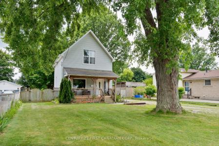 41 SOUTH EDGEWARE ROAD, St. Thomas, オンタリオ N5P 2H5, カナダ