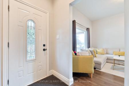 41 SOUTH EDGEWARE ROAD, St. Thomas, オンタリオ N5P 2H5, カナダ