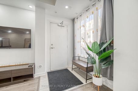 1555 KINGSTON ROAD, Pickering, Ontario L1V 0E9, Canadá