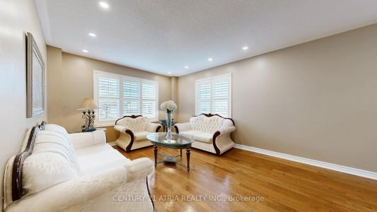 3377 GARRARD ROAD, Whitby, Ontario L1R 2H5, Canadá