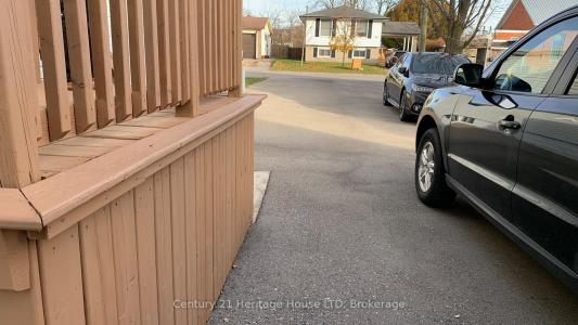 13 KNOLL STREET, Port Colborne, Ontario L3K 5A4, Canada