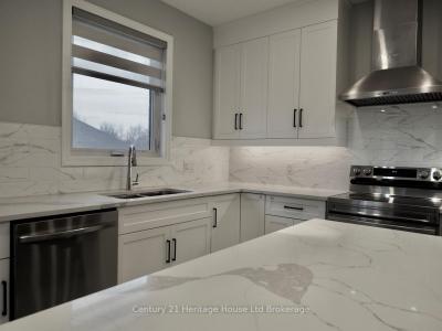 8 SYCAMORE DRIVE, Tillsonburg, Ontario N4G 5S3, Kanada