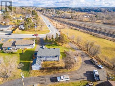 602 FOURTEENTH AVENUE NORTH, Kenora, Ontario P9N 3L8, Canadá