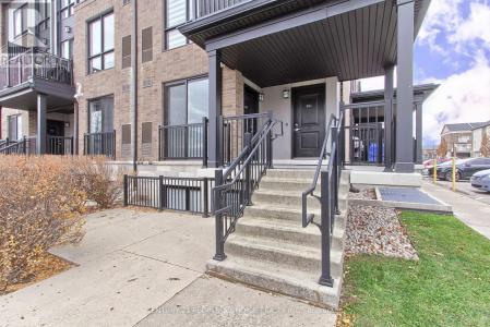 1206 MAIN STREET EAST, Milton (de Dempsey), Ontario L9T 9K6, Canadá