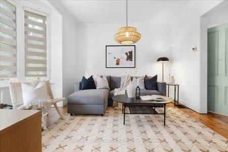 40 EMERALD STREET N, Hamilton, Ontario L8L 5K3, Canada