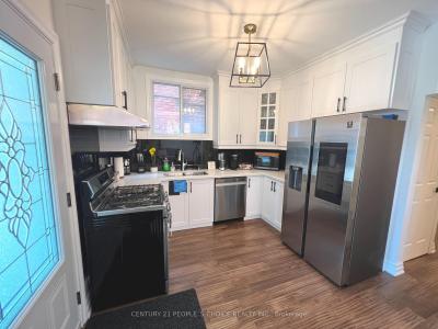 4927 VICTORIA AVENUE, Niagara Falls, Ontario L2E 4C7, Canada