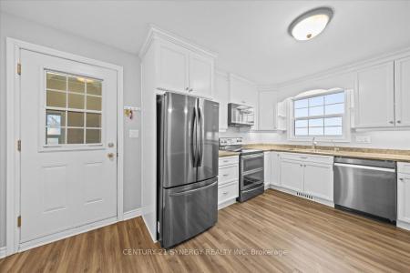 3354 QUEENS LINE, Whitewater Region, Ontario K0J 1V0, Kanada