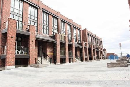 15 WHITAKER WAY, Whitchurch-Stouffville-, Ontario L4A 4T4, Canada