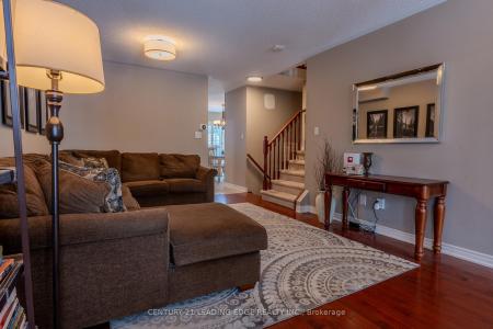 23 NORTHGROVE CRESCENT, Whitby, Ontario L1M 2M9, Canadá