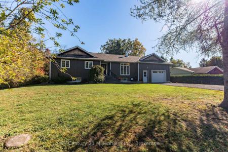 23 PIERCE STREET N, South Bruce Peninsula, 安大略省 N0H 2T0, 加拿大