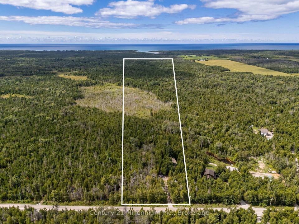 1025 WEST ROAD, Northern Bruce Peninsula, オンタリオ N0H 1W0, カナダ