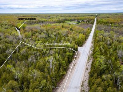 PT LT 24-25 CON 4 EBR N/A, Northern Bruce Peninsula, Ontario N0H 1W0, Canada