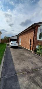 464 SANDFORD STREET, Newmarket, Ontario L3Y 4S7, Canadá