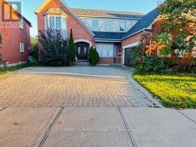 31 WILLIAMSON DRIVE WEST, Ajax (northwest Ajax), Ontario L1T 4M7, Canada
