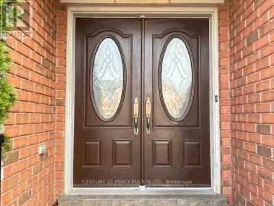 31 WILLIAMSON DRIVE WEST, Ajax (northwest Ajax), Ontario L1T 4M7, Canada