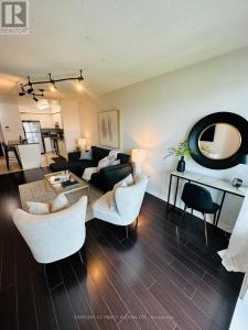 39 ONEIDA CRESCENT, Richmond Hill (langstaff), Ontario L4B 4T9, Canada