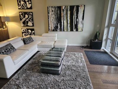 1618 COLUMBIA STREET, Vancouver, British Columbia V5Y 0B6, Canada