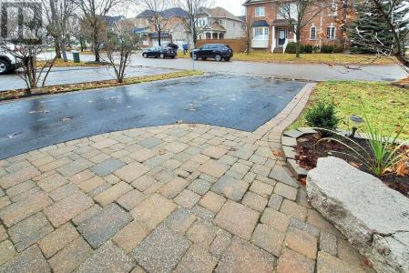 21 WATKINS GLEN CRESCENT, Aurora (bayview Wellington), Ontario L3G 7P3, Kanada