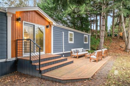 80 FIFTH ST, Nanaimo, British Columbia V9R 1N1, Canada