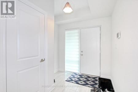 43 PONY FARM DRIVE, Toronto (willowridge-martingrove-richview), Онтарио M9R 0B3, Канада