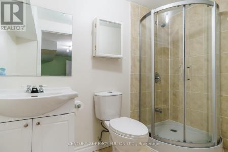 103 SPRING FOREST SQUARE, Toronto (agincourt South-malvern West), Ontario M1S 4W7, Kanada