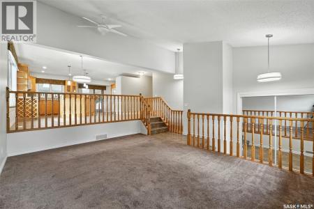 139 BENESH CRESCENT, Saskatoon, Saskatchewan S7K 6N6, Canada