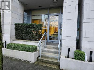 1618 COLUMBIA STREET, Vancouver, British Columbia V5Y 0B6, Canada