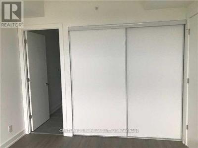 6 PARKWOOD AVENUE, Toronto (casa Loma), Ontario M4V 2W8, Canada