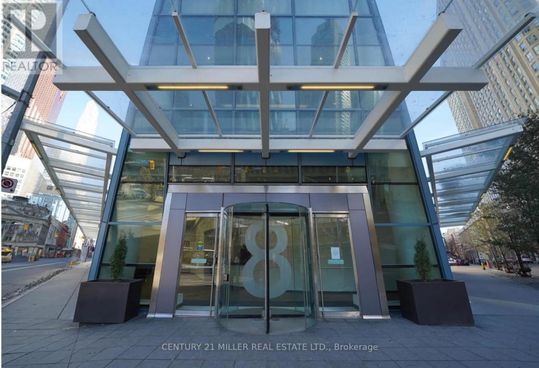 8 THE ESPLANDE, Toronto (waterfront Communities), Ontario M5E 0A6, Canadá