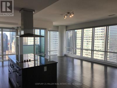8 THE ESPLANDE, Toronto (waterfront Communities), Ontario M5E 0A6, Canadá