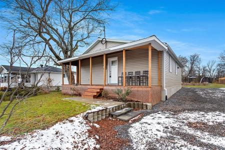 27  Rue Egan, Pontiac, Quebec J0X 2V0, Canada