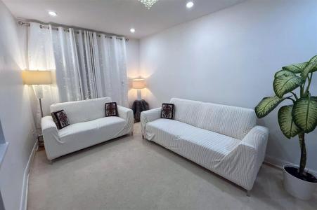 6390-6394 44e Avenue, Montréal (Rosemont/La Petite-Patrie), Quebec H1T 2N7, Canada