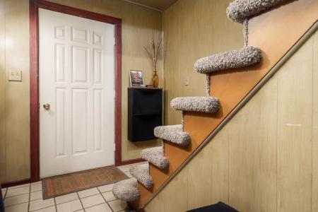 6408 N 1st Street, Loves Park, 伊利諾州 61111, 美國