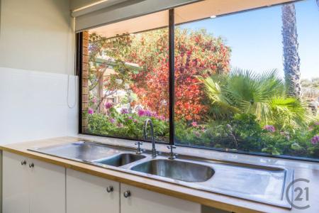 6 Blythwood Street, Dudley Park, WA 6210, Australia