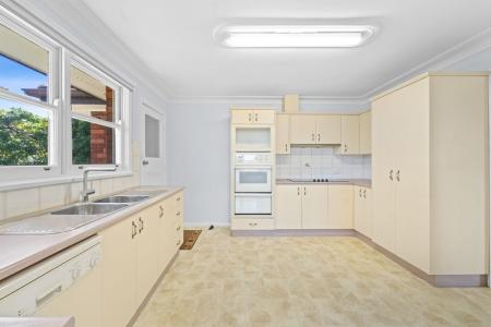 4 Higgins Street, Condell Park, NSW 2200, Australia