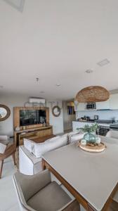 Cnel Juan Antonio Escurra esquina Pte.J Manuel Frutos , Bernardino Caballero, Asunción 00001, Paraguay